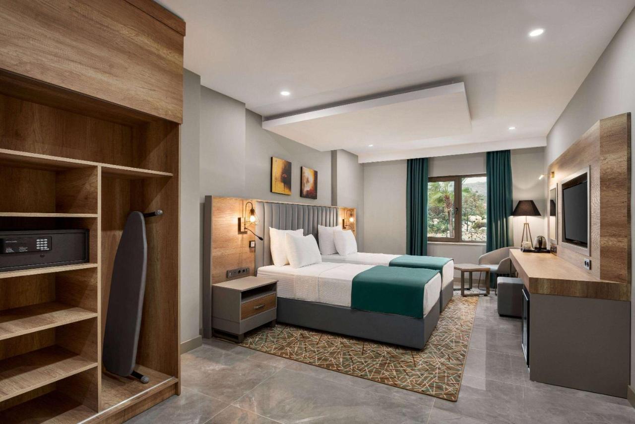 Ramada Resort By Wyndham คิซคาเลซิ ภายนอก รูปภาพ